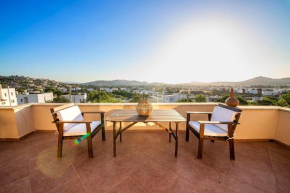 Cozy Flat with a View Close to Popular Beaches in Gumusluk Bodrum